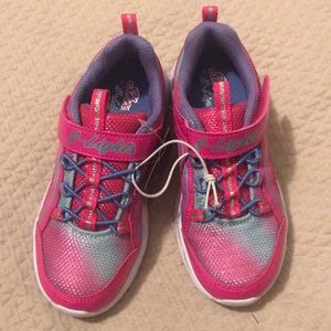 Girls kids Skechers  lights size 13 never worn